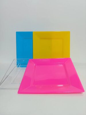 PLATO CUADRADO CHICO KV TRANSPARENTE 17cm x10u.