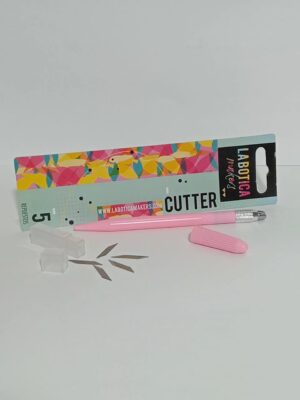 CUTTER BISTURI MULTIUSO LA BOTICA x1 (5 hojas de respuesto)